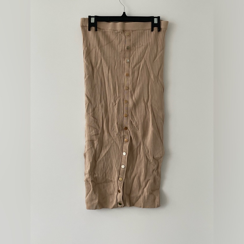 Jluxlabel Beige Tan Ribbed Midi Skirt with Buttons - size M